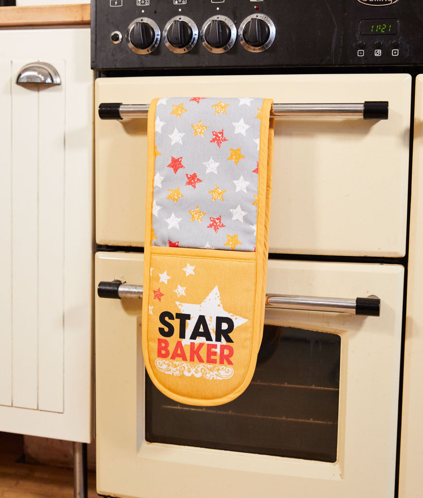 The Great Stand Up To Cancer Bake Off 2023 Star Baker Double Oven Gloves